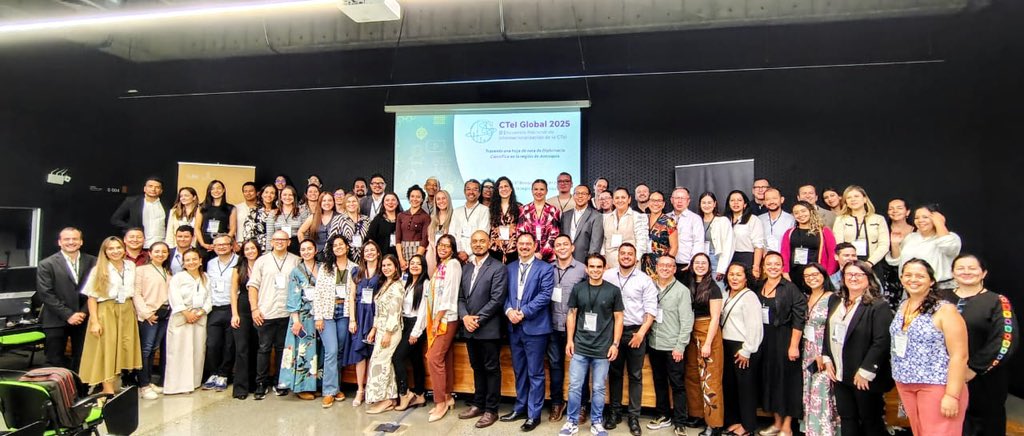 Dos días espectaculares llenos de aprendizaje, diálogo, diplomacia científica y una re-conexión con la diáspora Colombiana🇨🇴 en el mundo 🌍 

Muchas gracias a todos los organizadores por hacer la III CTeI Global realidad #MIDICI <a href="/UDELBOSQUE/">EL BOSQUE </a>