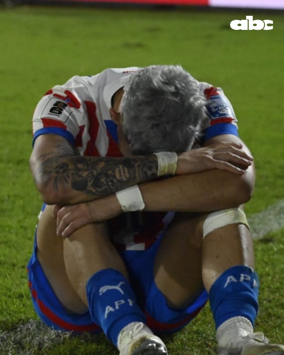 Una joya haciendo historia💎

El gol de Enciso de esta noche fue el número 1.000 de la Albirroja... ¡y nos puso con un pie en el Mundial!

Todas las emociones juntas expresadas en lágrimas de orgullo 🥳

¡Grande, Julito! 🇵🇾

Fuente <a href="/Albirroja/">Selección Paraguaya</a> 

#EliminatoriasxABC