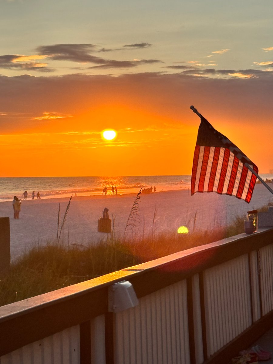 In the words of my granny - Life is all about making memories ❤️🏝️