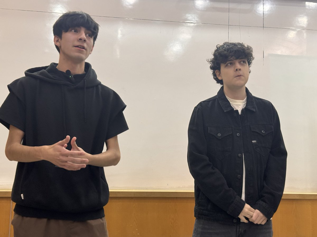 fabit ⌐◨-◨ 🔺 (@fabitweb3) on Twitter photo 🧵
Hoy vivimos una jornada de inspiración en <a href="/campusonchain/">Campus On Chain</a>
Tres estudiantes de Ciencia de la Computación de la <a href="/ucatolica/">Universidad Católica</a> : <a href="/elitelephant/">Santiago</a> , <a href="/drexiing/">drex</a> y <a href="/gradmch/">grademach</a> , nos contaron cómo ganaron una hackathon internacional organizada por @BuildOnBase y <a href="/odisealabs/">Odisea Labs</a> 👇 🧵
Hoy vivimos una jornada de inspiración en <a href="/campusonchain/">Campus On Chain</a>
Tres estudiantes de Ciencia de la Computación de la <a href="/ucatolica/">Universidad Católica</a> : <a href="/elitelephant/">Santiago</a> , <a href="/drexiing/">drex</a> y <a href="/gradmch/">grademach</a> , nos contaron cómo ganaron una hackathon internacional organizada por @BuildOnBase y <a href="/odisealabs/">Odisea Labs</a> 👇