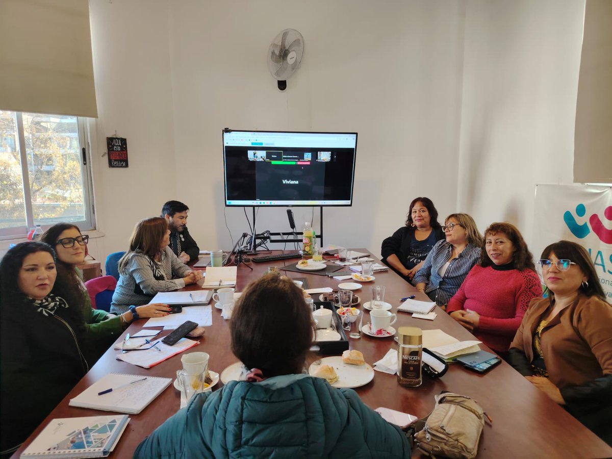 fenassap's tweet photo. ✅👉Hoy el Directorio de @fenassap realizó su reunión mensual, espacio en que abordamos temas de contingencia y desafíos de trabajo sindical; instancia en que estuvimos acompañados por nuestra Directora Regional de UNI Care @uniamericas Lucía Lindner @LucaLindner9 
#SaludPrivada https://t.co/9p0pdcexel