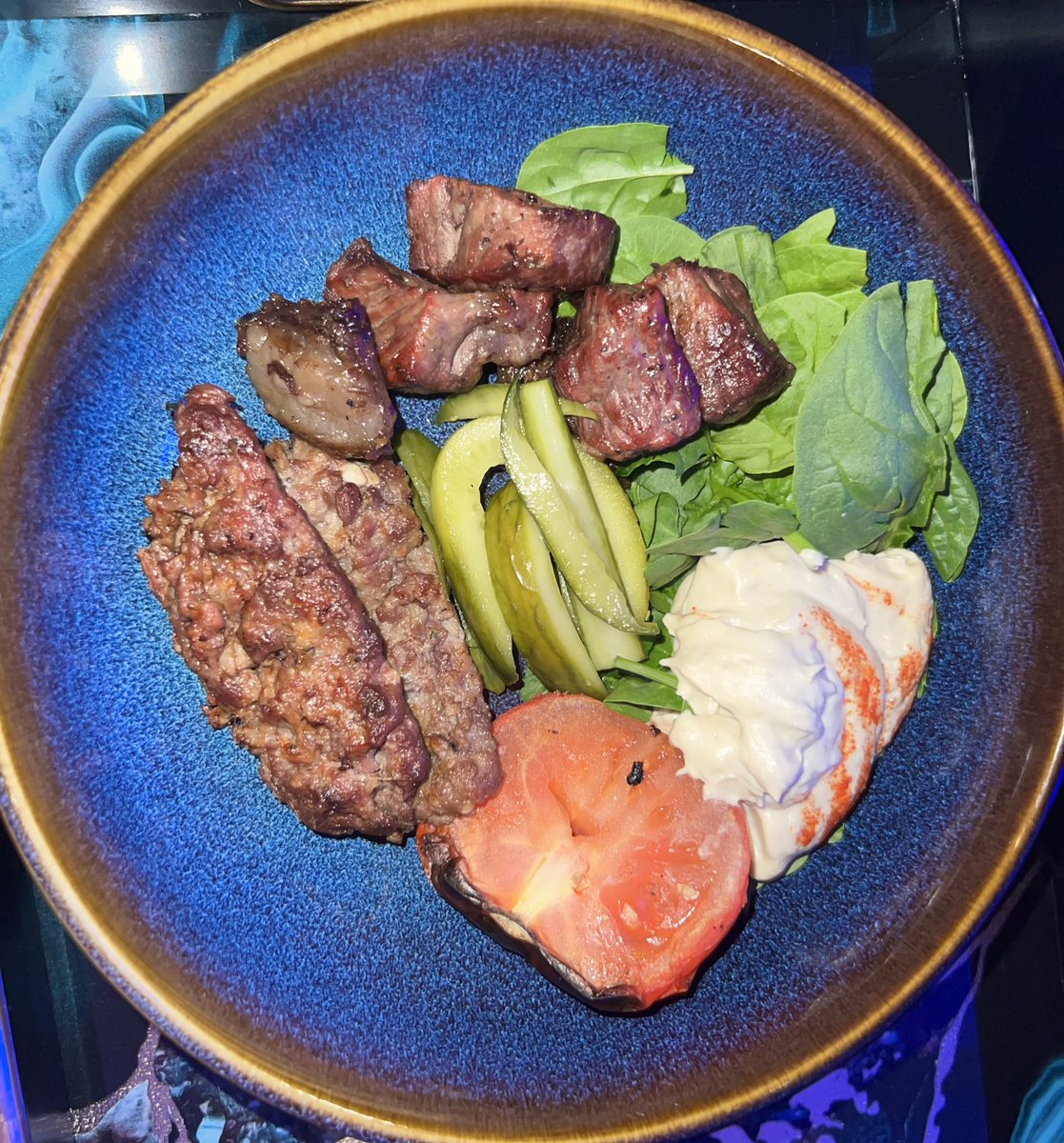 sunflowerPB's tweet image. Gym then dinner 🤭 #MEATERS