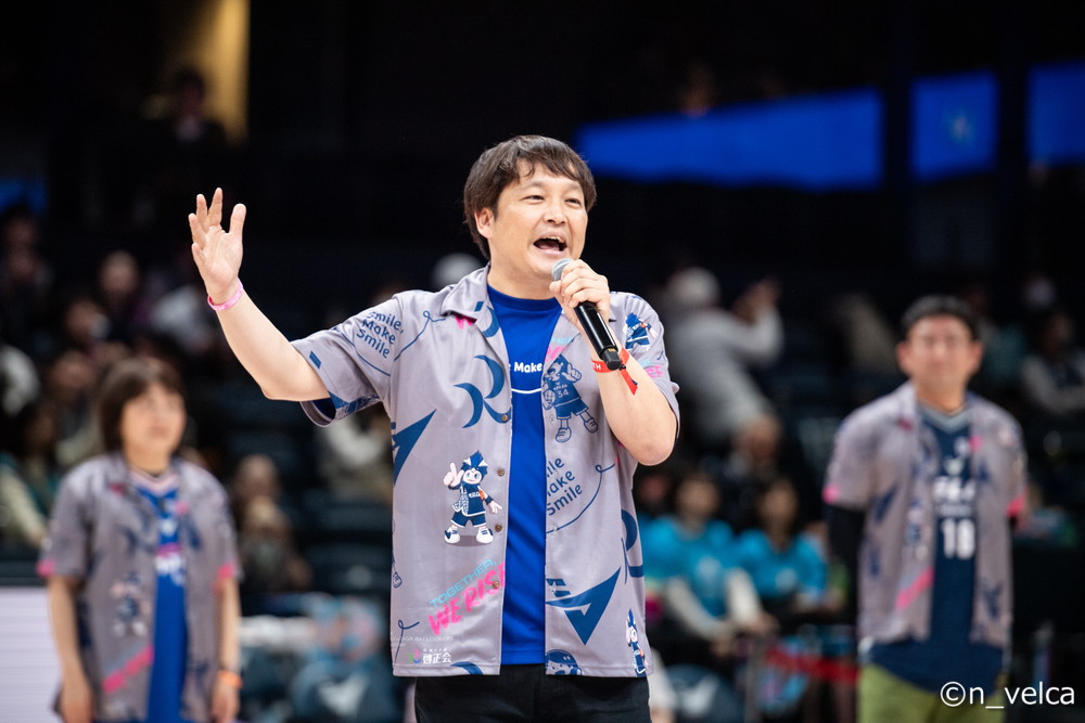 n_velca's tweet photo. 🏀「共生社会の実現」活動報告🏀
#VELCARES の取り組みとして、昨シーズンに引き続き4/23(水)#佐賀バルーナーズ 戦にて、共生社会実現のためにケアラー問題や認知症についての啓発や「高齢者への交流機会創出」を目的とした活動を開催しました。
👇詳細はこちら
https://t.co/4qf1j4Ys1e
#velca #長崎ヴェルカ