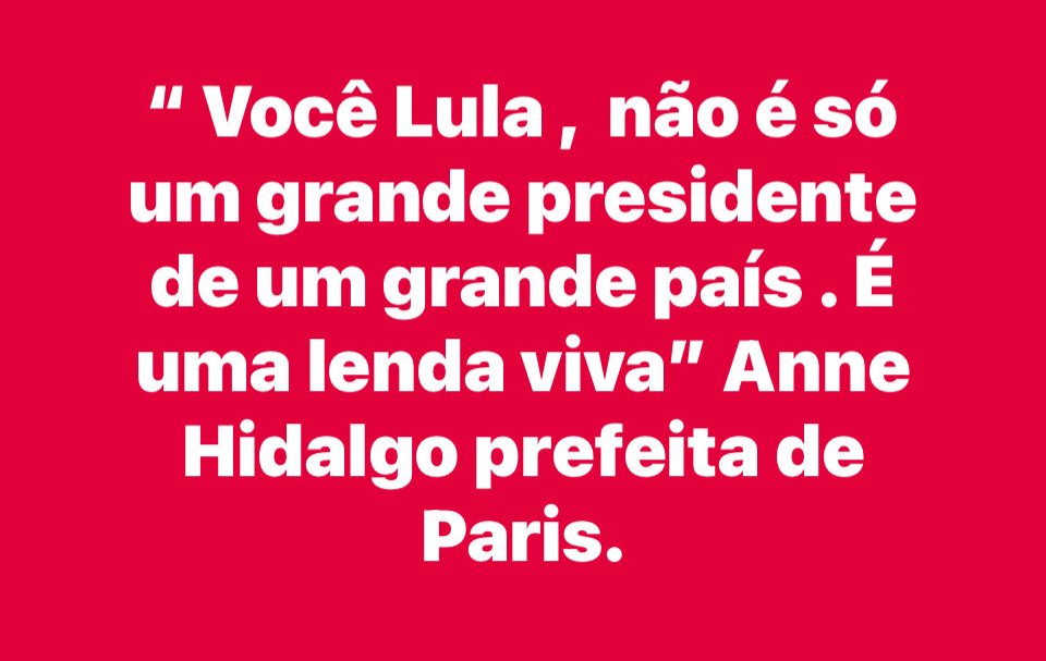 ✊🏿🚩