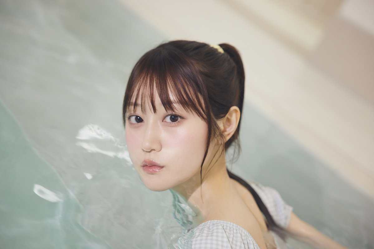 小倉唯、20代ラストの写真集8/8発売 フィンランドで撮影しサウナなど