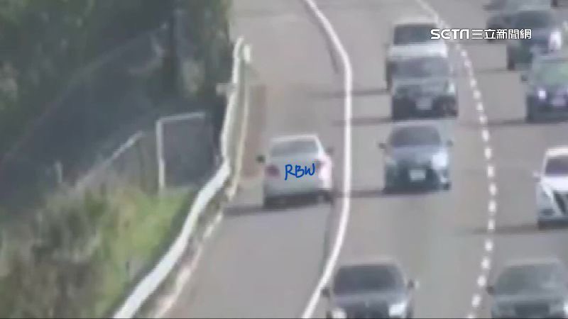 各經濟公司都在告deepfake的時候就你RBW最聰明^^
每次都以為再爛也就這樣結果還可以更爛

#RBW_알미고_철회해
#RBW_almigo_stop