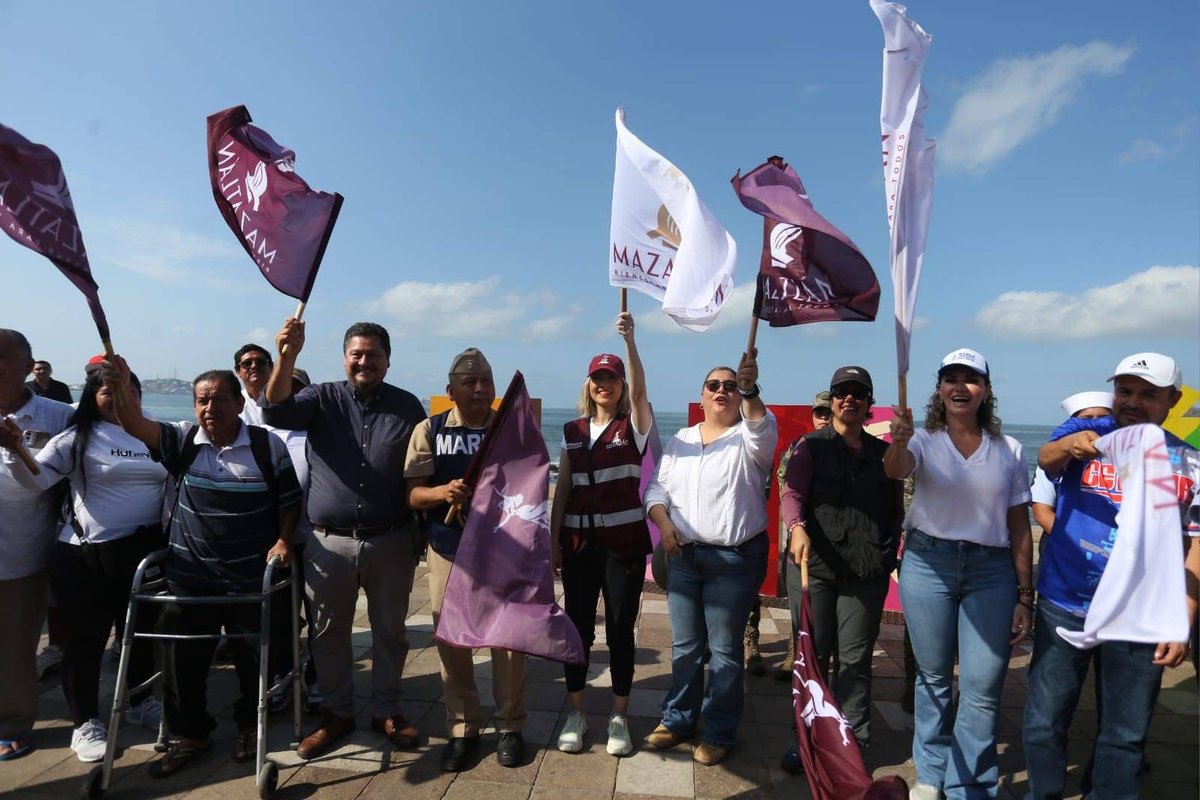 En esta jornada participaron voluntarios de:
🔹 Ecología y Medio Ambiente Mazatlán
🔹 Centro de Investigación en Alimentación y Desarrollo A.C.
🔹CONAFOR
Quienes lograron recolectar aproximadamente 200 kg de residuos sólidos en el tramo de playa del RIU y el estero del Yugo 🌴.
