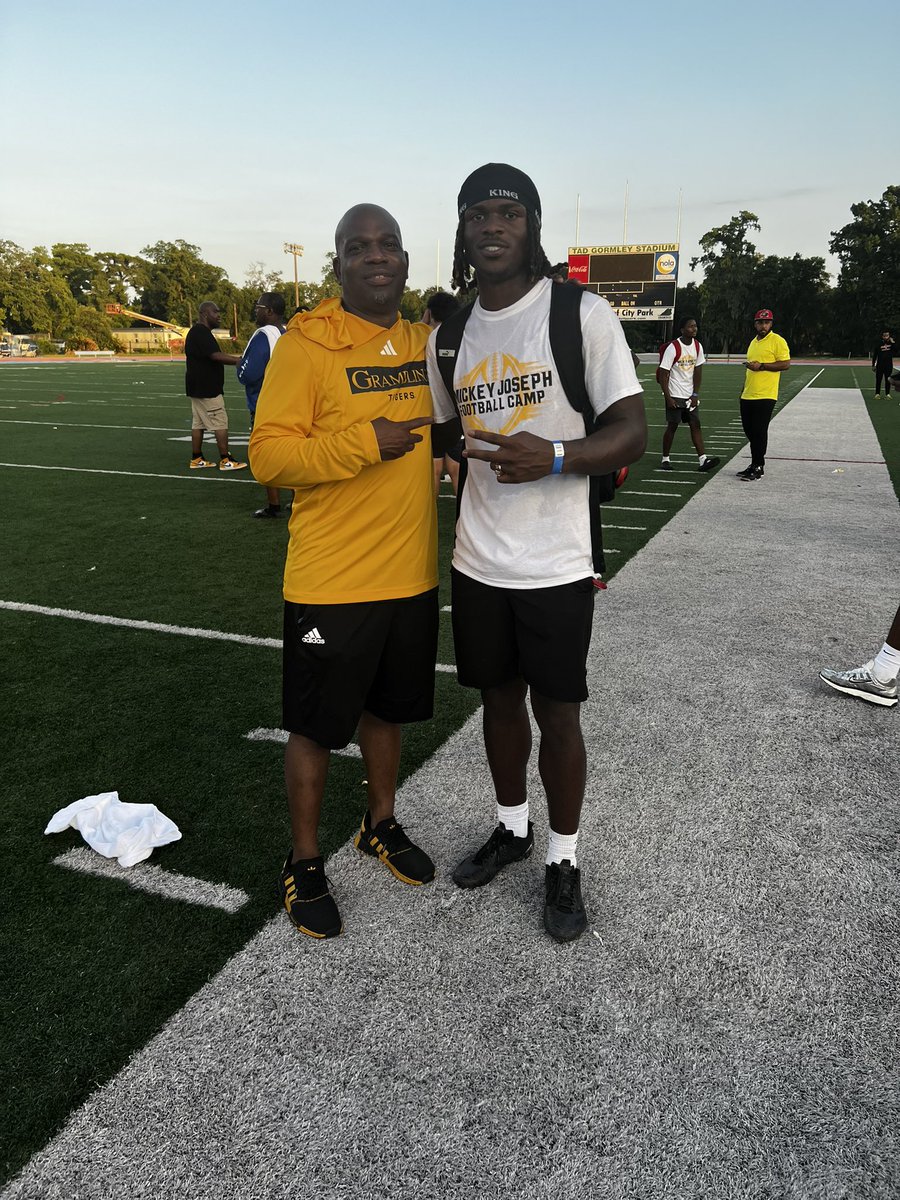 Dillan-Michael Carter (@dee4xotic) on Twitter photo Great Camp Day with <a href="/GSUFootball01/">Grambling State Football 🐯</a> thank you for the work with you today, it was a great opportunity <a href="/KrisPeters06/">COACH KRIS PETERS</a> Great Camp Day with <a href="/GSUFootball01/">Grambling State Football 🐯</a> thank you for the work with you today, it was a great opportunity <a href="/KrisPeters06/">COACH KRIS PETERS</a>
