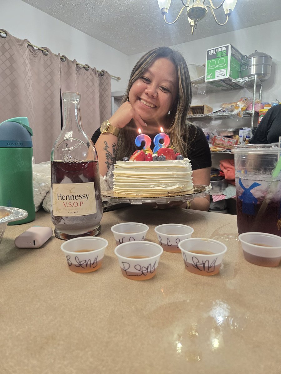 B_SengJAILSTOOL's tweet photo. Its a real one birthday @pseng @C_Sengpaseuth @N_SENG_ @ccseng https://t.co/8QuxdnC8eS
