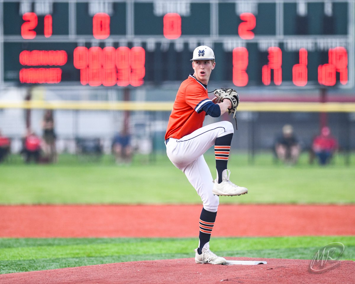 With the original date of the 3A baseball sectional semifinal postponed on Wednesday due to rain, it set up a showdown today between the Bulldogs and the Glenwood Titans. Mason Orton and Cam Appenzeller from Glenwood, two of the state's top left-handed pitchers, engaged in a
