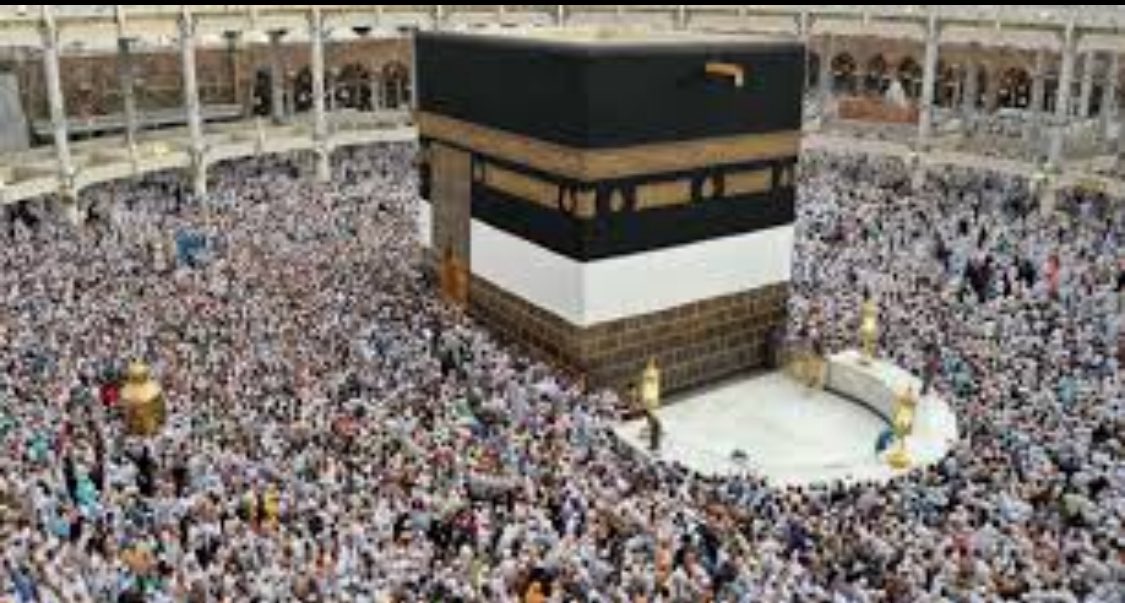 maljadaan's tweet image. #السعودية 🇸🇦 #عيدكم_مبارك
بمناسبة حلول #عيد_الاضحى_المبارك اتقدم بأسمى آيات التهاني والتبريكات لمقام سيدي #خادم_الحرمين_الشريفين  وسمو #ولي_العهد الآمين والأسرة الحاكمة الكريمة والشعب السعودي النبيل ولجميع المسلمين