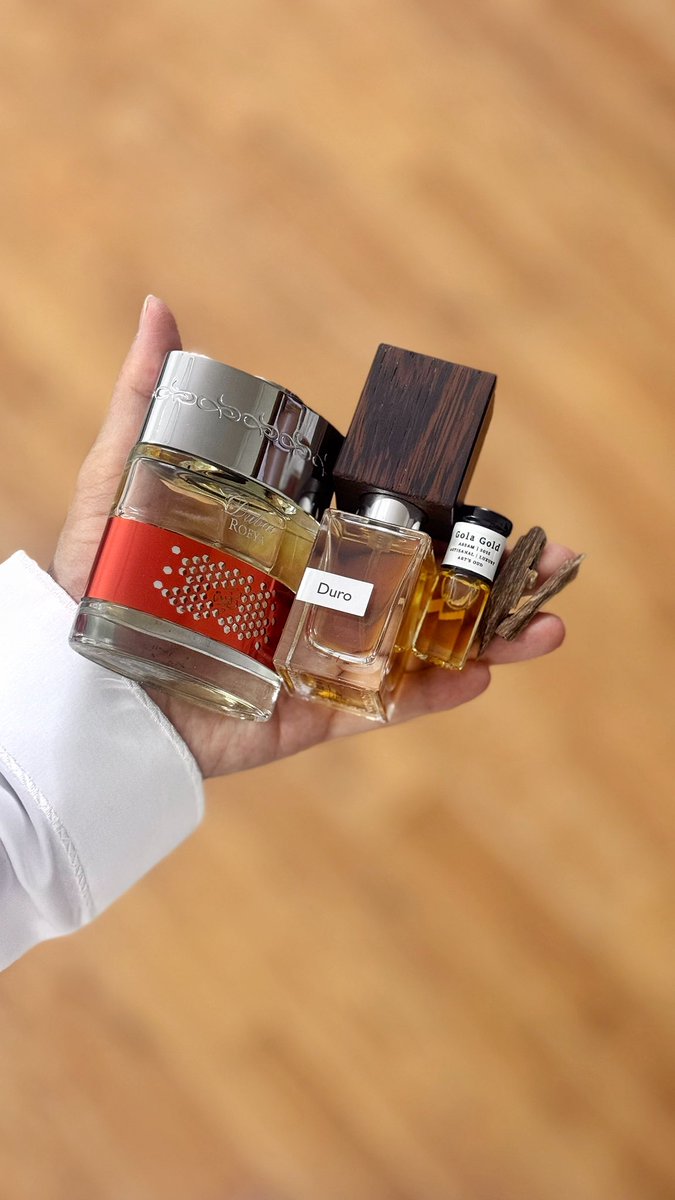 كل عام والجميع بخير. 🤍😍
عطر العيد🎉🥳.
رؤية روح دبي من اجمل العطور الي شميتها فخامة🫶🏻🤍.
دورو على الشماغ🤌🏻.
ومن دهن قولا قولد💛.
وتبخيره بكسره عود هندي😍🫶🏻
ونسأل الله القبول لنا ولكم💐🤝
#العيد
#عيد_الاضحى 
#صباح_الخير 
#كل_عام_وانتم_بخير