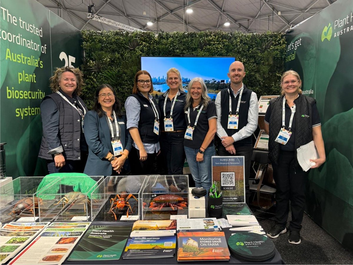 planthealthaust's tweet image. 🌿 It’s the final day of Hort Connections in Brisbane!
The PHA team is here and ready to chat all things plant biosecurity and collaboration. 📍Find us at Booth 179, Exhibition Hall 2.
#HortCon2025 #PlantHealth #BiosecurityMatters
