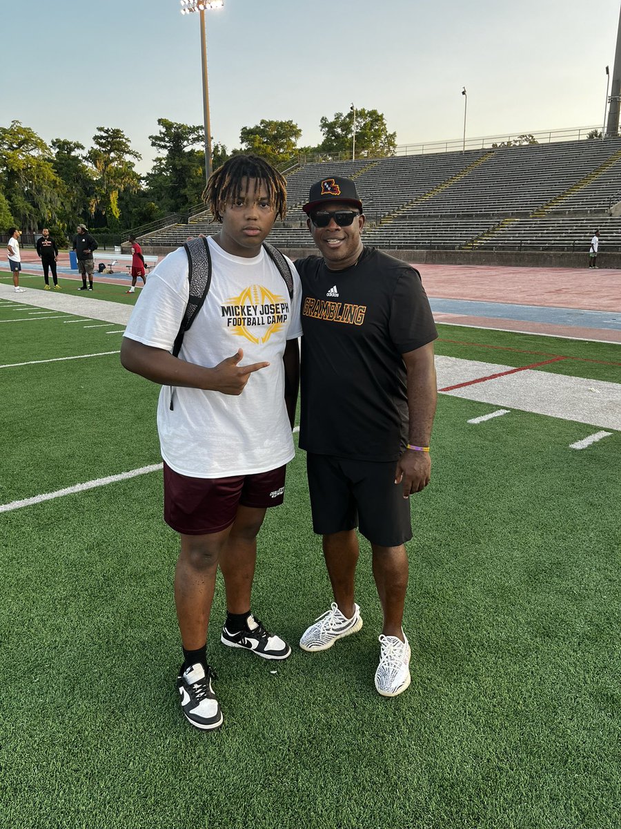 I had a fun experience at the grambling camp <a href="/Erik_Losey/">Erik Losey</a>  <a href="/KrisPeters06/">COACH KRIS PETERS</a>