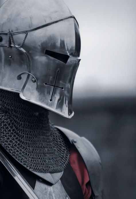 Daily Knight (@dlyknght) on Twitter photo 