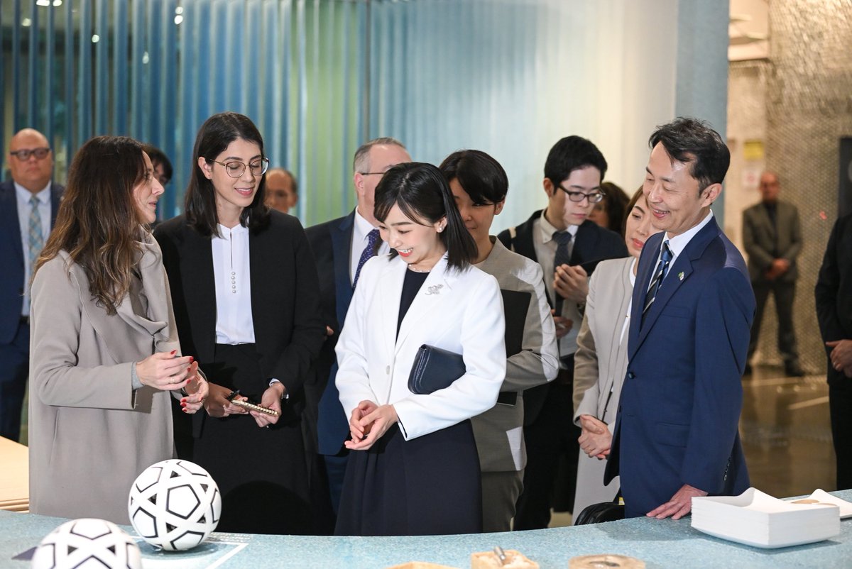 HAYASHI (Embaixador do Japão no Brasil) (@embjapao) on Twitter photo Em sua visita ao Brasil, Sua Alteza Imperial a Princesa Kako será apresentada a muitos locais e indivíduos que celebram a cultura do Japão entre os brasileiros. Nesse primeiro dia, ela prestigiou a <a href="/japanhousesp/">Japan House São Paulo</a>, onde conheceu a nova exposição sobre a #OsakaExpo2025. Em sua visita ao Brasil, Sua Alteza Imperial a Princesa Kako será apresentada a muitos locais e indivíduos que celebram a cultura do Japão entre os brasileiros. Nesse primeiro dia, ela prestigiou a <a href="/japanhousesp/">Japan House São Paulo</a>, onde conheceu a nova exposição sobre a #OsakaExpo2025.