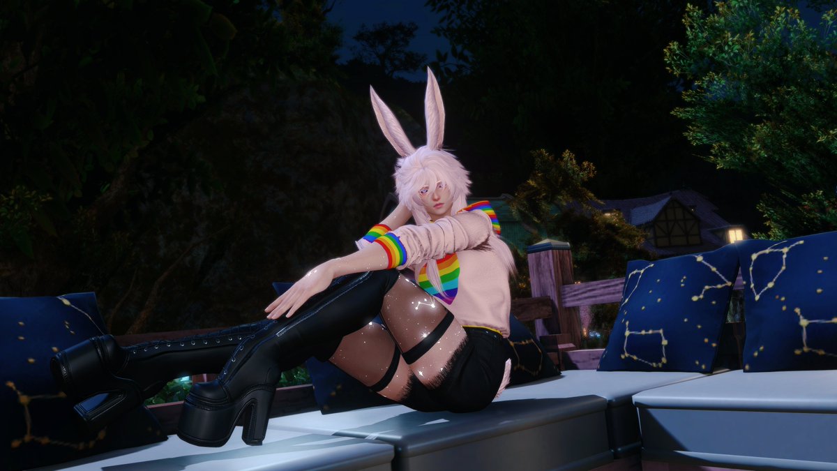 BunBoymagic's tweet photo. I have risen from the dead for the gayest month of the year
heyyyy~~ gaymers :3

staring lovingly at my cuties :3

#ffxivgposers #viera #screenshots https://t.co/FRq8l4cfY4