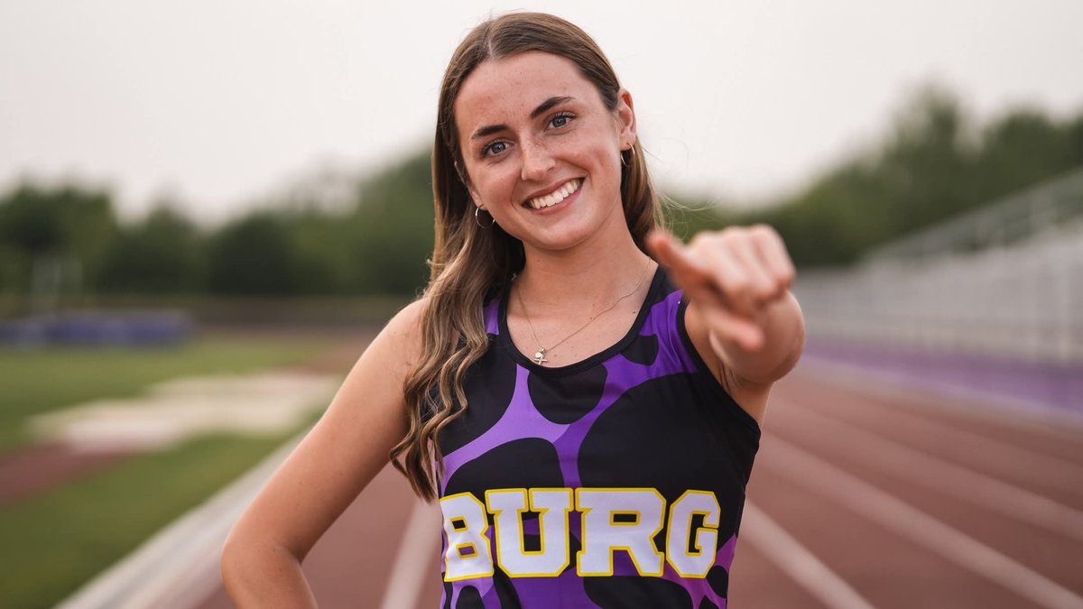 CoachLukeRich's tweet image. Good luck to my favorite runners at the OHSAA State track meet!!! Love you gals and Kick some ass! @belle_rodgers0 and @ClairRodge73906