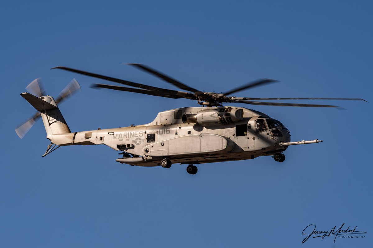 Jmhanover12's tweet image. I guess we'll keep the Marine theme going. 2x CH-53 Super Stallion's arriving to Colorado Springs back in February.