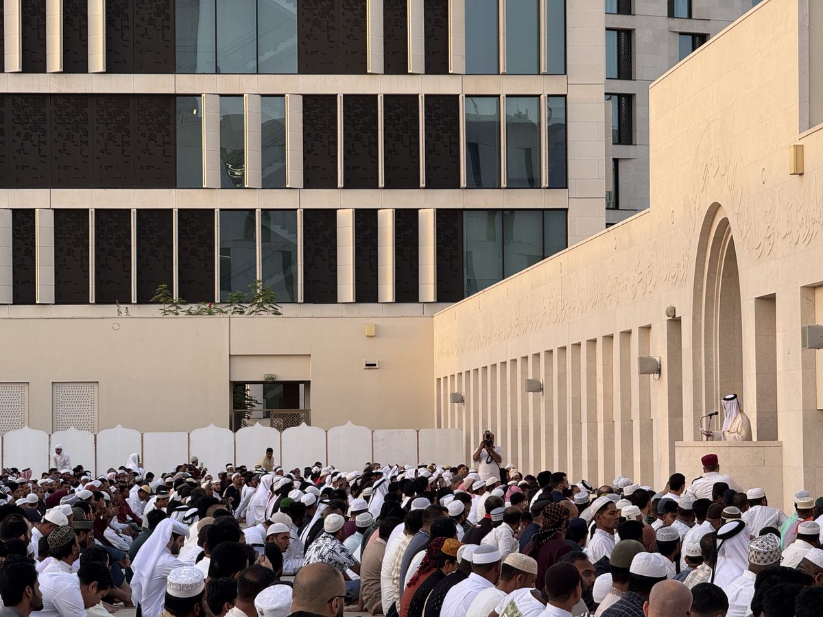 📸🕌

 جموع المصلين يؤدون صلاة #عيد_الأضحى المبارك في مصلى مشيرب بـ #مشيرب_قلب_الدوحة.
✨ #عيدكم_مبارك .

🕌📸

 Worshippers gathered for the #EidAlAdha prayer at Msheireb Prayer Ground in #MsheirebDowntownDoha.
✨ #EidMubarak
