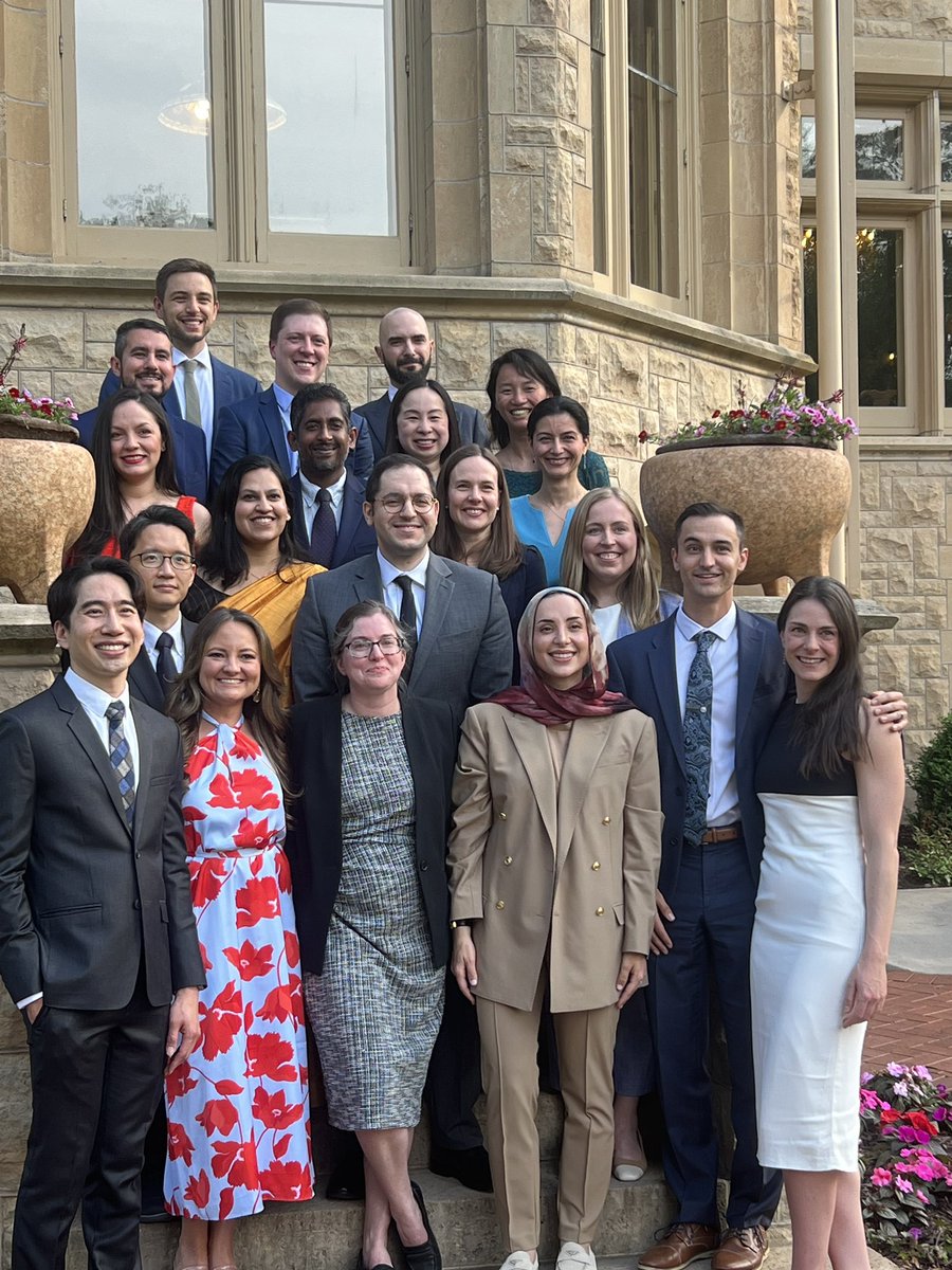 🎓✨ Huge congratulations to our graduating Mayo Neurology Fellows! Your dedication to patient care and research has been outstanding. We’re so proud of you.
Grateful to our amazing fellowship program directors for guiding the next generation of neurologists. 

#NeurologyFellows