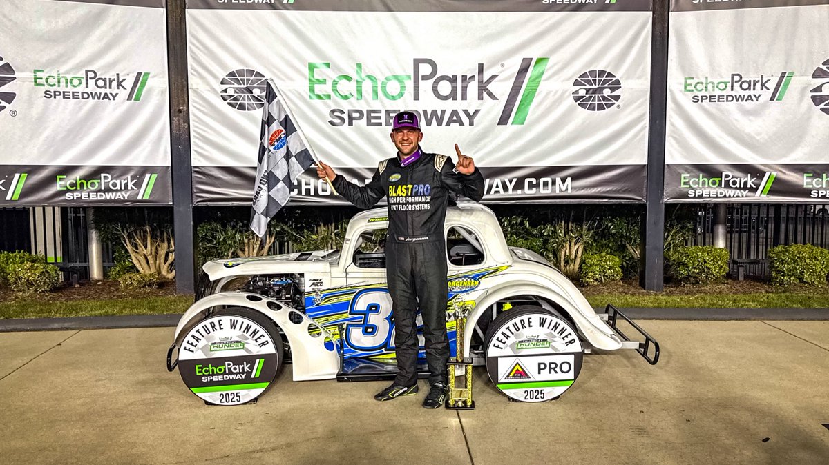 USLegendCars's tweet image. Statement made!👊

Jensen Jorgensen captures the @EchoParkSpdwy #ThursdayThunder Pro Division Round 1 victory!🏁

#INEX | @legendsofga