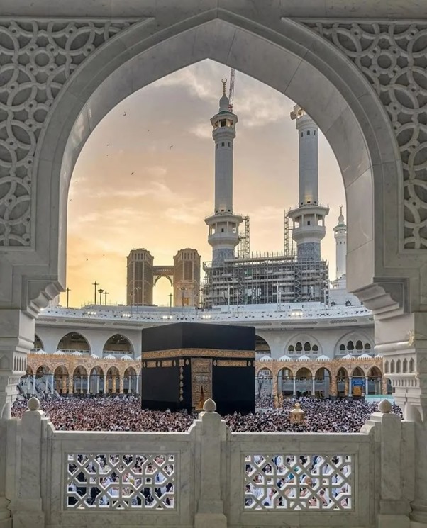 "Labbaik Allahumma labbaik" - Selamat Hari Raya Idul Qurban. Semoga rachmat Allah senantiasa bersama kita semua dalam memaknai indahnya sukacita berbagi pada sesama. Aamiin YRA 🙏