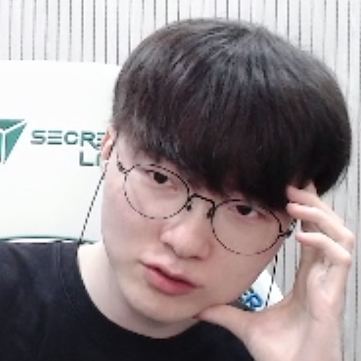 얼굴 각도가 정말 커염💗