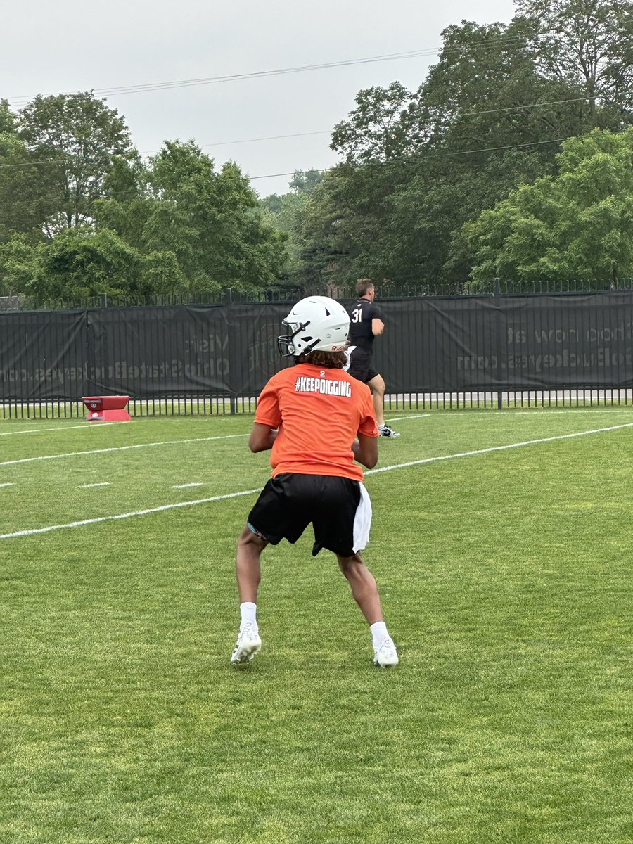 Braylon Francis (@braylonf3) on Twitter photo Had an amazing day at <a href="/OhioStateFB/">Ohio State Football</a> camp and thank you too <a href="/coachdanedamron/">Dane Damron</a> <a href="/g_mcpeek/">Garry McPeek</a> <a href="/PHS_FB_KY/">Paris Football (KY)</a> for the support! Looking forward to this season! Had an amazing day at <a href="/OhioStateFB/">Ohio State Football</a> camp and thank you too <a href="/coachdanedamron/">Dane Damron</a> <a href="/g_mcpeek/">Garry McPeek</a> <a href="/PHS_FB_KY/">Paris Football (KY)</a> for the support! Looking forward to this season!