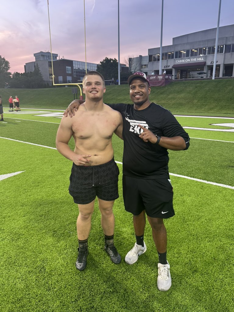 JacksonWhitten2's tweet image. Had a great experience today at @EKUFootball camp! Hope to be back soon! Was selected as a top performer for the “Smoke House”!
@Coach_IMcClain @dltough_8 @jaxegan_eku @Maxwe11EKU @CoachRav @WaltWellsCamps @EKUWWells