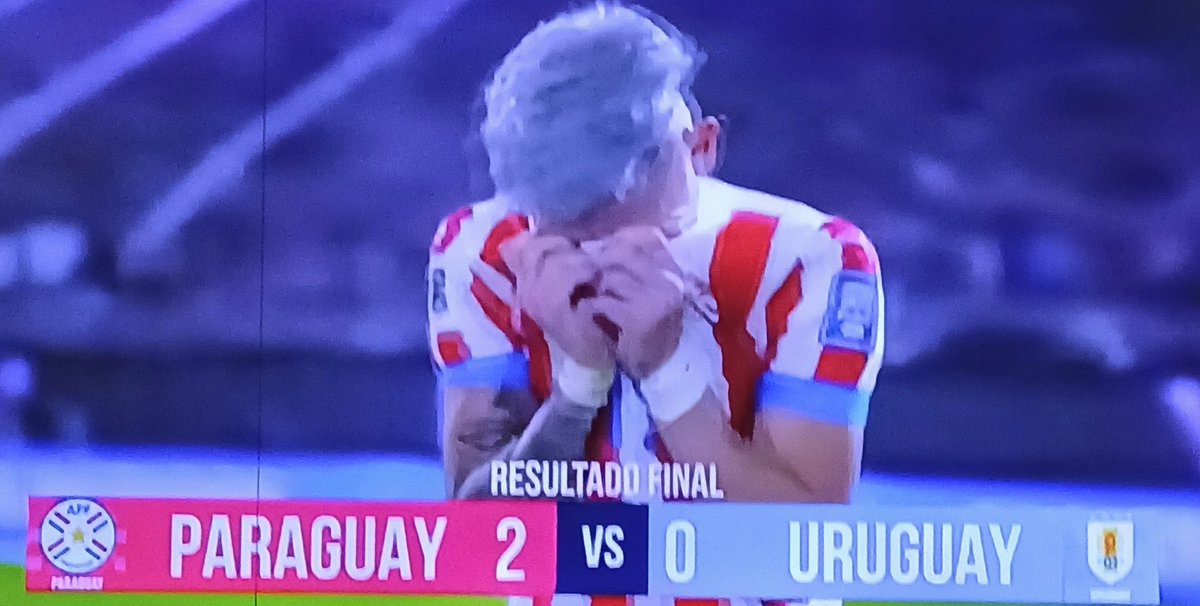 Enciso llorando porque tiene dos cuotas menos en Bristol