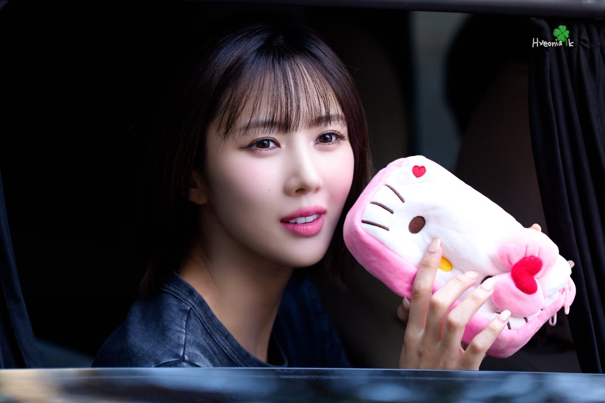 250604
Yoohyeon🍀 
#YOOHYEON #유현
#유아유 #UAU
#Dreamcatcher_UAU
#1st_Mini_Album #Playlist #You_Are_You
#2Months #Attitude