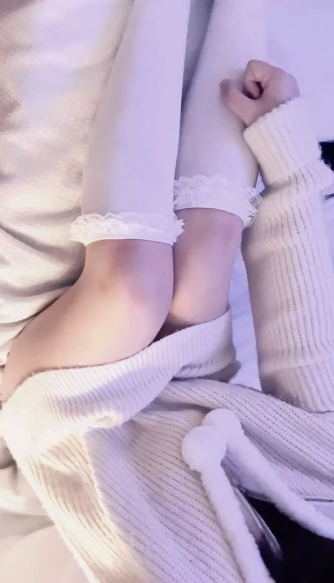 I love femboy clothes 🩷 tweet media