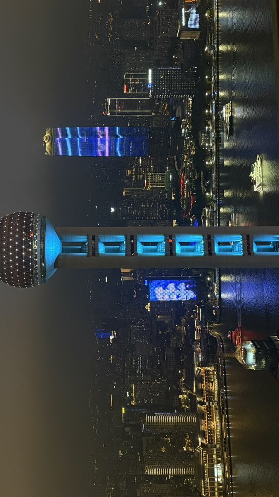 tumemanques_hun's tweet photo. 유튜브 알고리즘에 굴복 당해서 갔으나
기대보다 더 좋았던 상해 여행 타래•••🇨🇳 https://t.co/tAZFhTrG3o