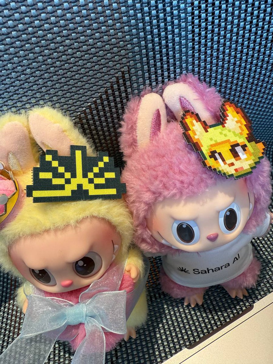 SaharaAI's tweet photo. Update: the intern has already recruited a plus one.

Onboarding chaos. Cuteness overload. 🔆 https://t.co/vswb5VyVKZ