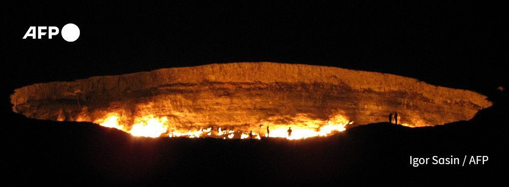 Turkmenistan reduces 50-year fire dubbed 'Gateway to Hell'.

The fire has been burning in the Karakum desert since 1971, when Soviet scientists accidentally drilled into an underground pocket of gas and then decided to ignite it 
u.afp.com/SG7e