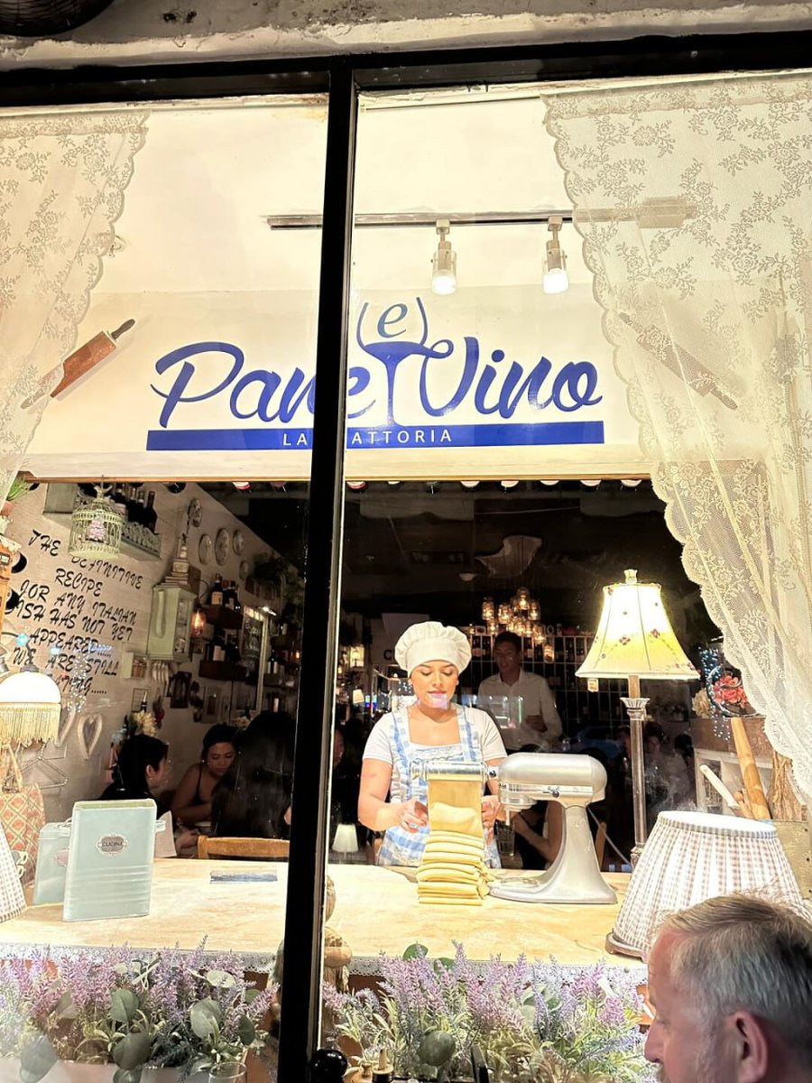pixie111333's tweet image. Located on Washington Avenue in the heart of South Beach, Pane e Vino offers a truly authentic Italian dining experience. Known for its delicious cuisine and charming ambiance, it’s a must-visit spot for food lovers exploring Miami Beach.#ItalianCuisine #TravelEats #PaneEVino