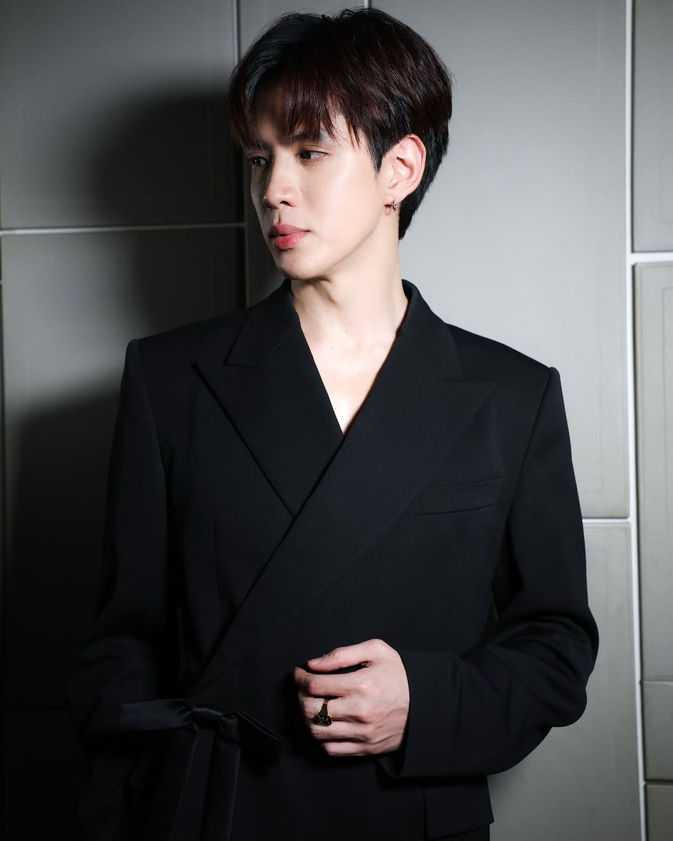 Chisu306's tweet photo. @HITZThailand อยากให้ลองสักครั้ง 😆
#ฟิล์มธนภัทร #FilmThanapat https://t.co/mirsEJTg9u