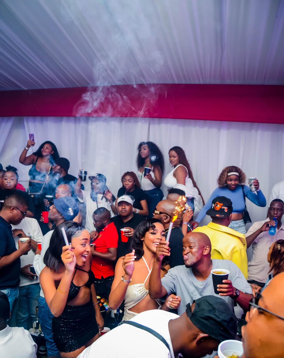 ImageRsa's tweet photo. Celebrating Shaun101  🎉🎊🍾🍾🎈

📸: @ImageRsa ☢️🔥💎✅ https://t.co/qrGj6pEgzP