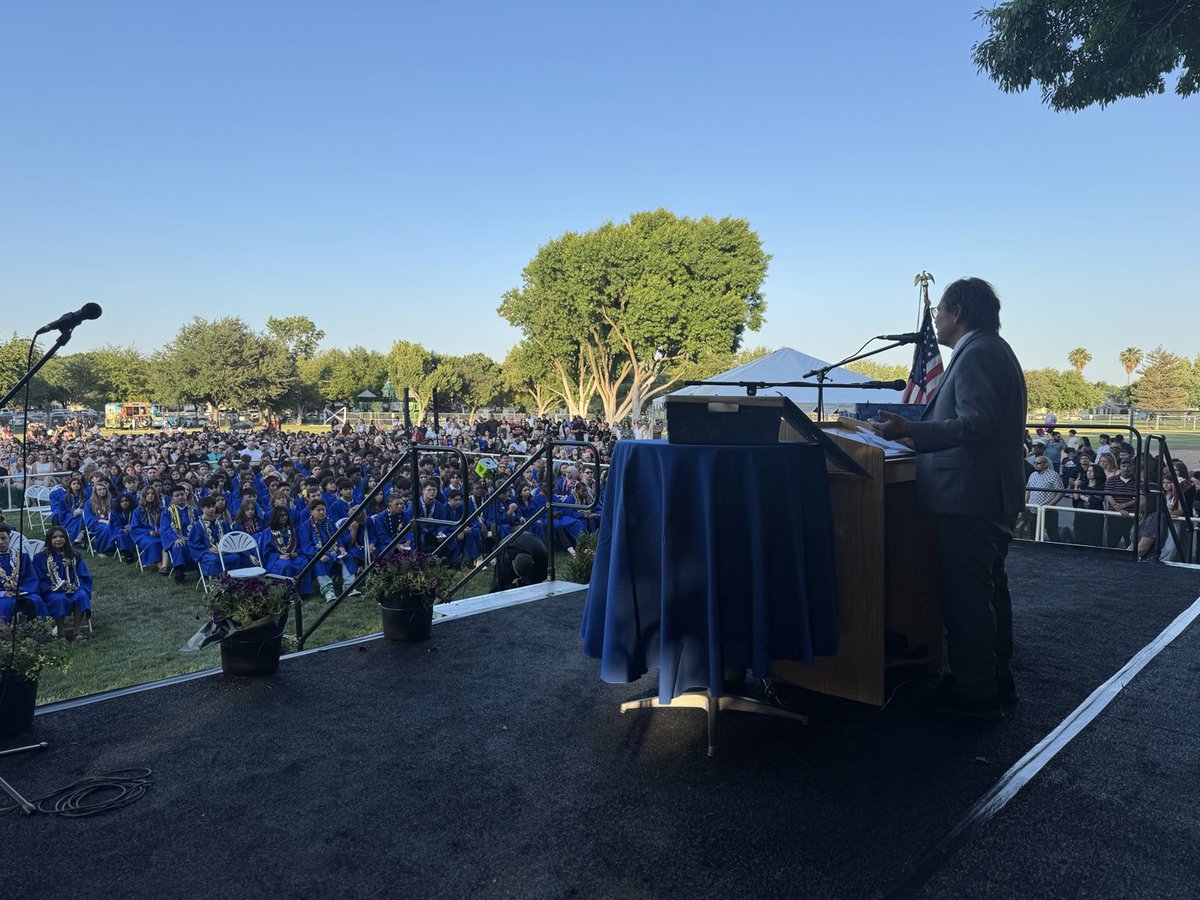 Congratulations to the Edna Hill Middle School promoting class of 2025!