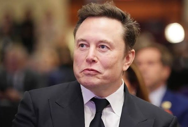apna9211's tweet photo. @JaikyYadav16 Elon Musk राष्ट्रपति बनने से   पहले टेस्ला को मंगल पर लैंड करवाए, फिर व्हाइट हाउस पर मंगल ग्रह से  शासन करे!  😊

#MuskForPresident" https://t.co/iYZcfgVhZy