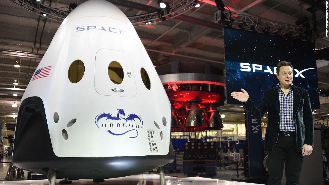LaRealnoticia's tweet photo. ⭕🇺🇸 Elon Musk se #RETRACTA y afirma que👉 NO retirará la nave Dragon de SpaceX, tras una amenaza anterior surgida durante una disputa pública con el presidente Donald Trump. https://t.co/JuJQLm94rR