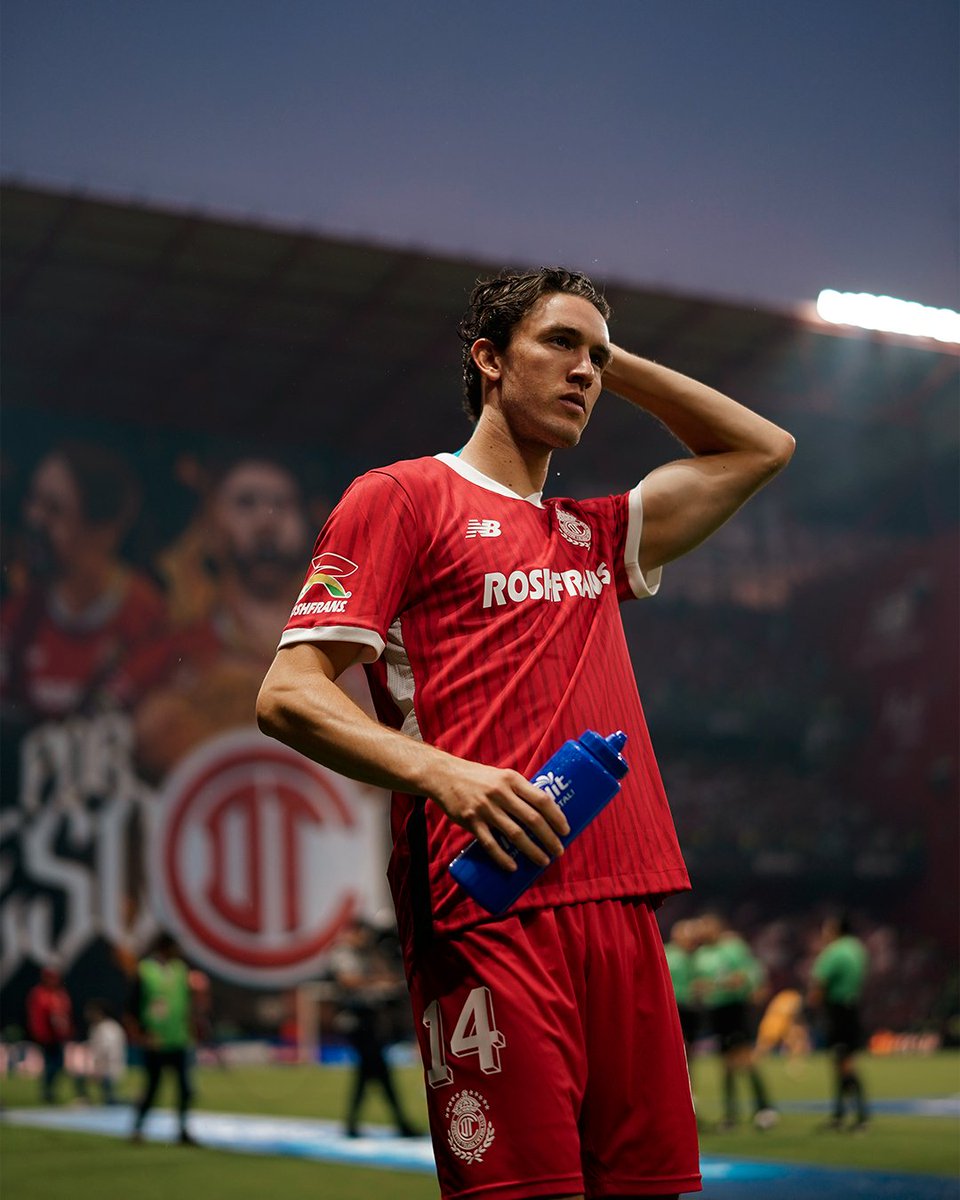 TolucaFC's tweet photo. Marcel Ruiz fue el jugador del equipo con más pases acertados y con más balones recuperados en todo el torneo. No solo fue el dueño de la media cancha, también consiguió su primer titulo de liga y un llamado a la Selección Nacional de México. https://t.co/L9AnmFmXAt