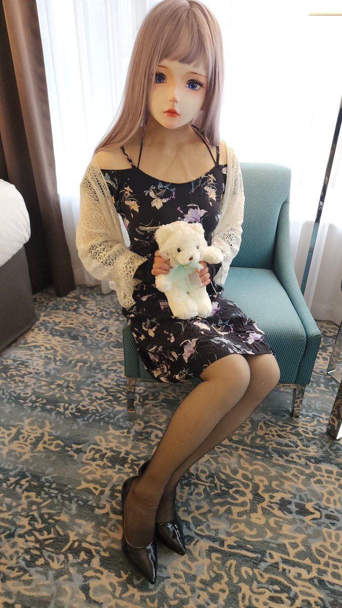香港之行第三弹

你们这些大色胚！！！！！放一个瑟瑟的视频就这么多人点赞😡

我偏要放些清纯可爱的，看看是不是还有人点赞！

多谢蟆儿姐姐 <a href="/gccwccg/">蟆兒 (Kigurumi) 🇭🇰</a> <a href="/MoyeeRebirth/">蟆兒</a> 的头壳赞助～好想要一个自己的头壳啊😭