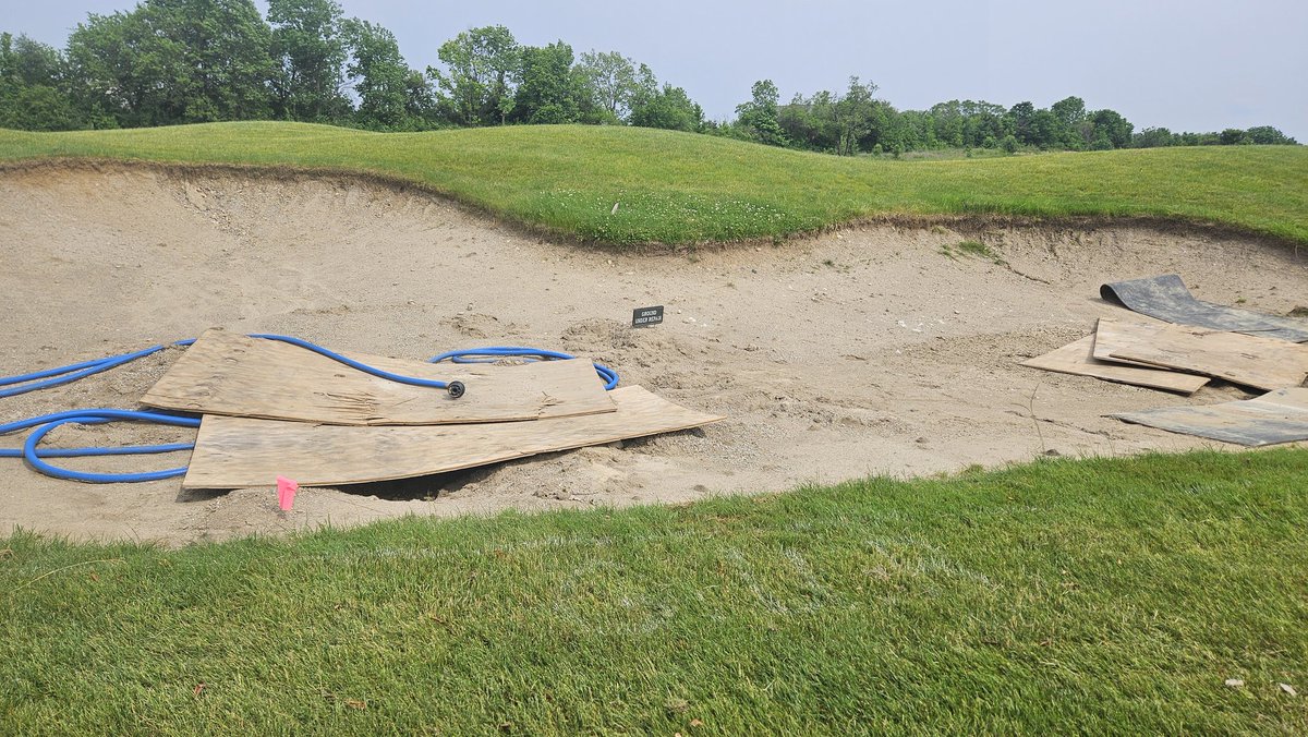 As anyone knows, the secret to any great bunker starts with a plywood base.