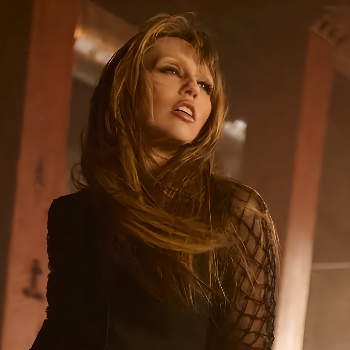 🚨| MILEY CYRUS CONFIRMS HER NEXT ALBUM IS READY WITH 12 SONGS.