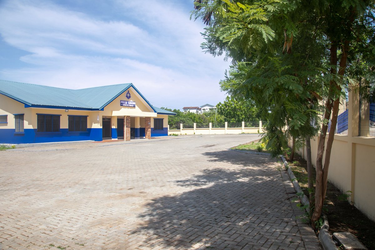 Izar_Group's tweet photo. Congratulations to the construction affiliate team of the Izar Group on the construction of this ultra modern Police station.
GOG funded. https://t.co/rW4WjW0dMp