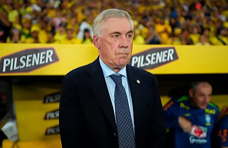HablaDeportes's tweet photo. 👀 "No quiero poner excusas, pero el campo... no era tan sencillo jugar. Creo que las condiciones fueron complicadas para hacer un juego más elaborado".

🗣️ Carlo Ancelotti en su debut contra Ecuador. https://t.co/55rxX8urNc