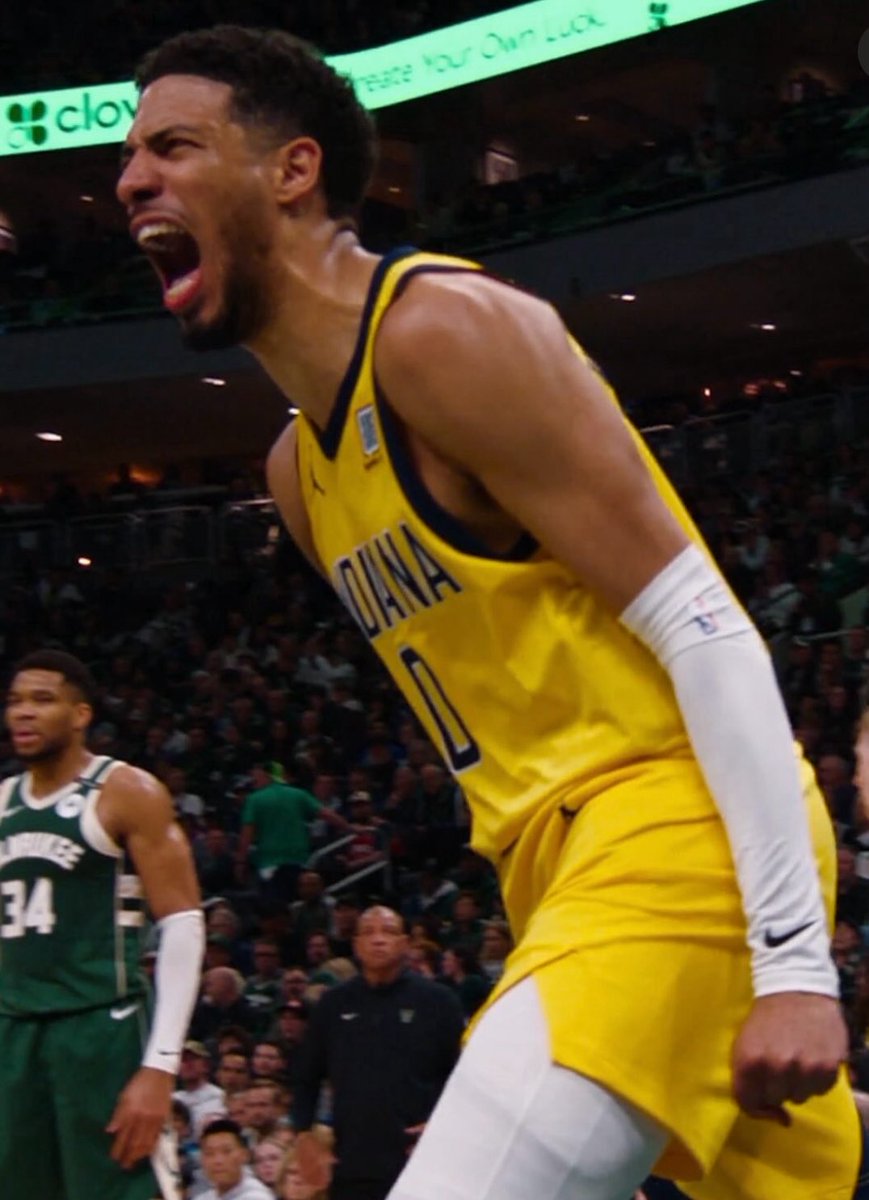 1 CAREER FINALS GAME

1 FINALS GAME WINNER.