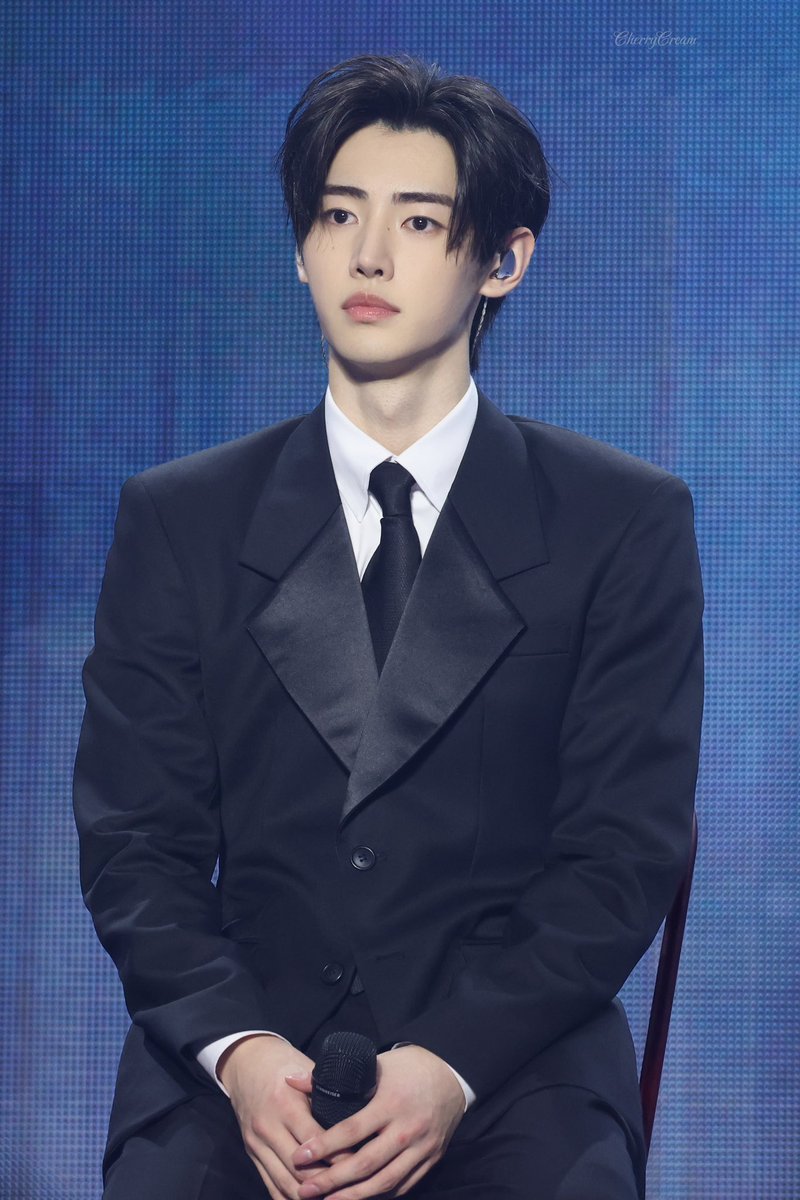 250605 쇼케이스

#SUNGHOON
#ENHYPEN
#성훈
#ソンフン
#朴成训 
#엔하이픈